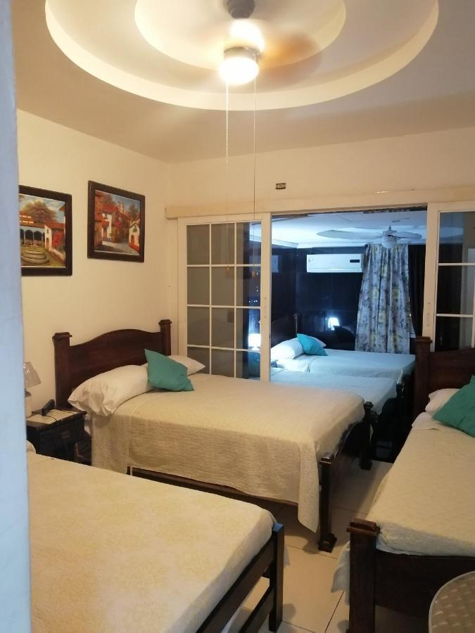 Hostal Compostela Inn David Eksteriør billede